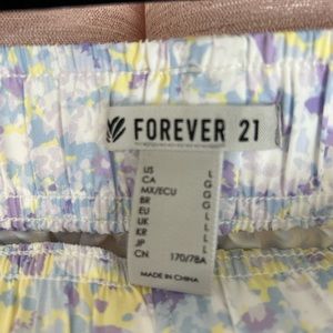 Forever 21 workout shorts, size large.